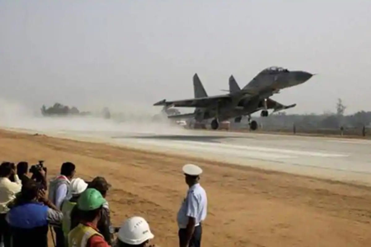 Centre planning to set up 29 airstrips on National Highways for emergency landings of aircraft