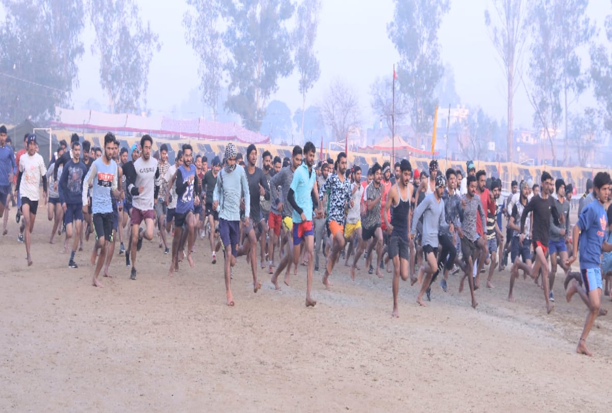kashmir sopore youth getting training from indian army for new recruitment in army