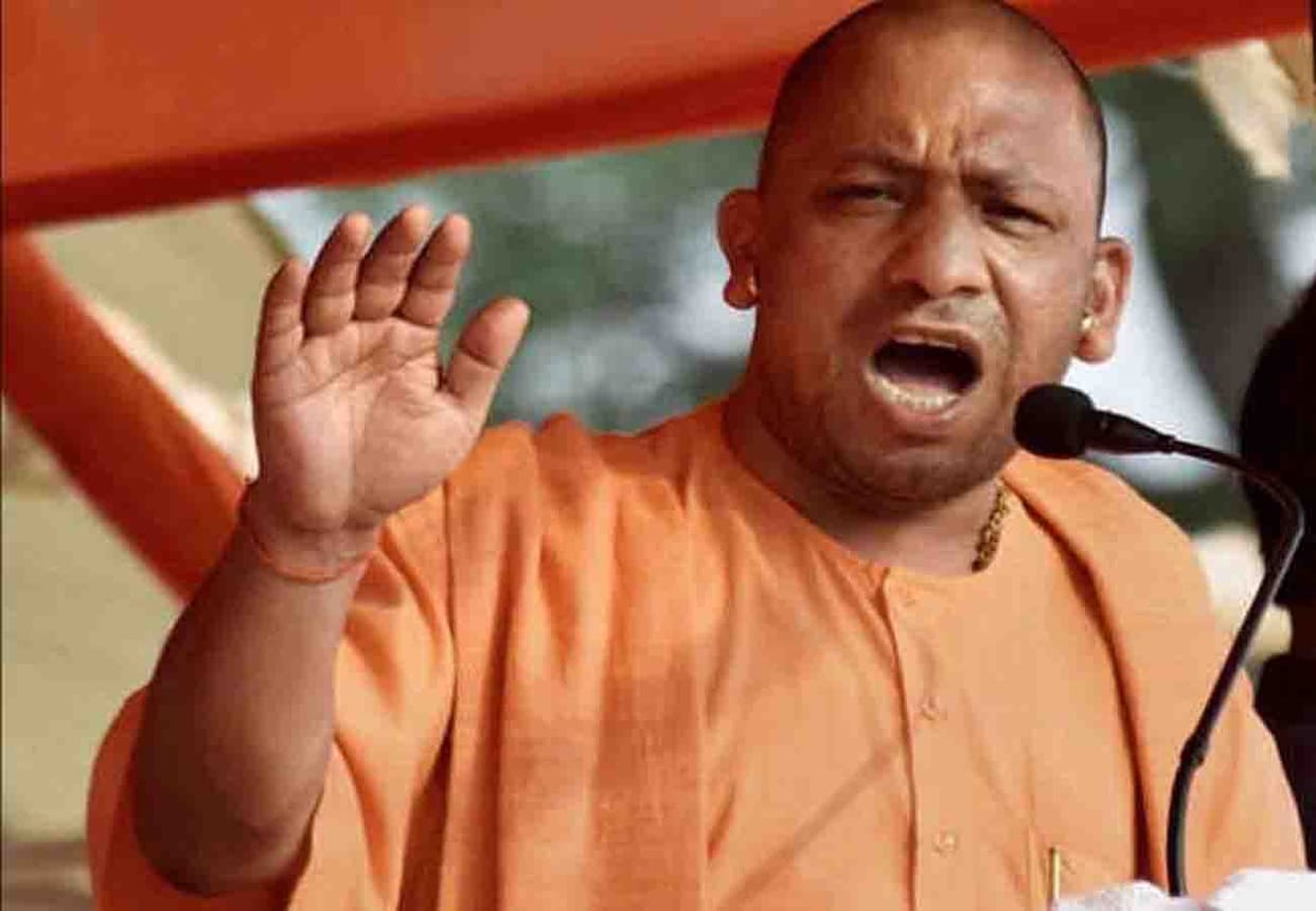 Chief Minister Yogi adityanath has given 883 projects in state