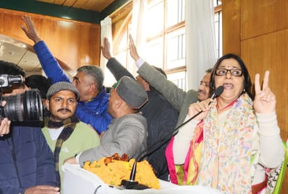 himachal Congress's  factionalism at the peak