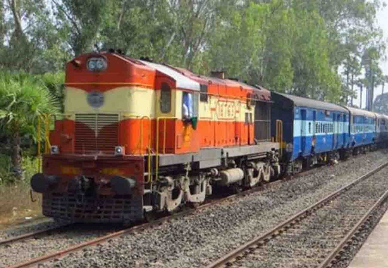 16 trains of Mumbai Jhansi route canceled