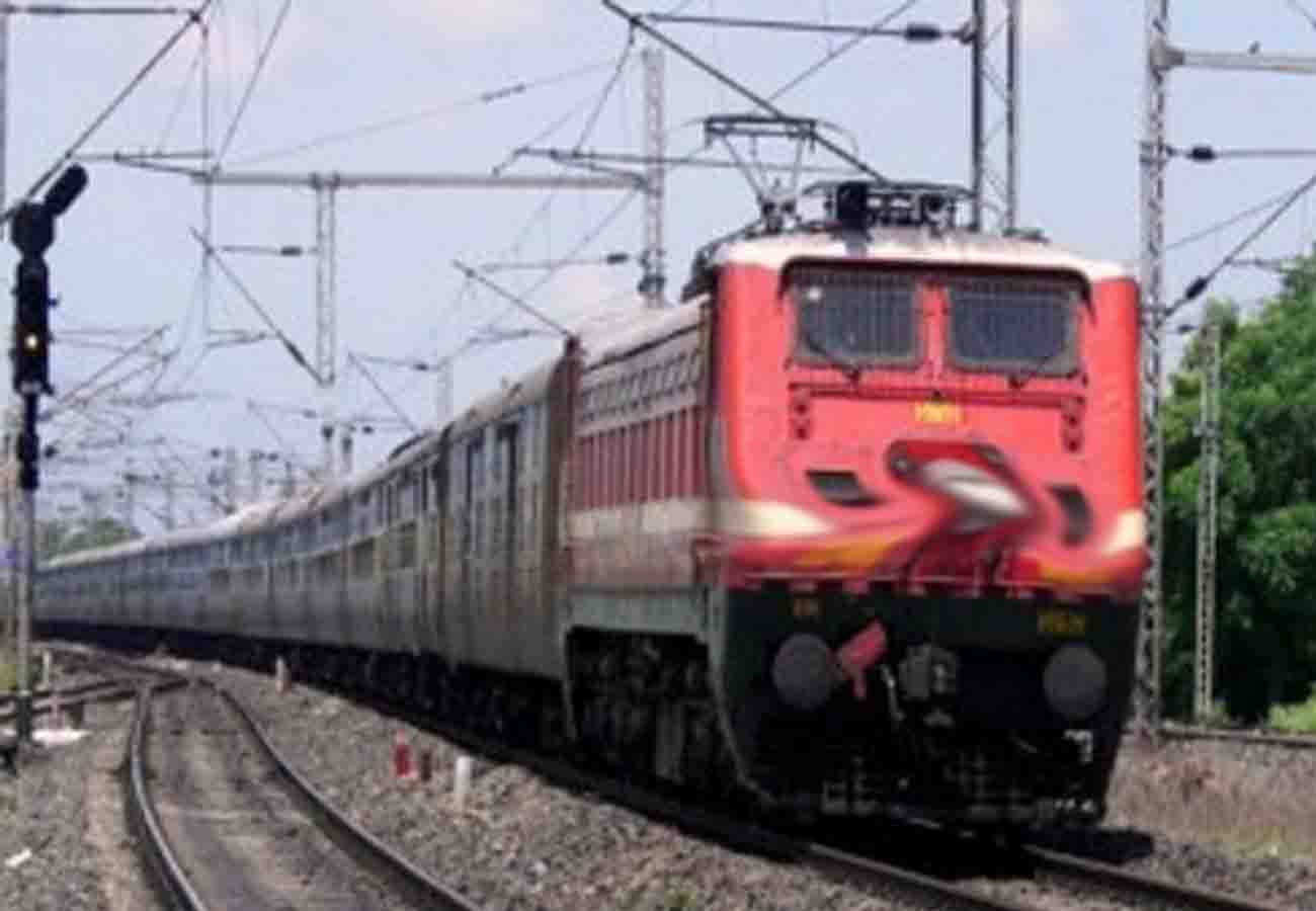 16 trains of Mumbai Jhansi route canceled
