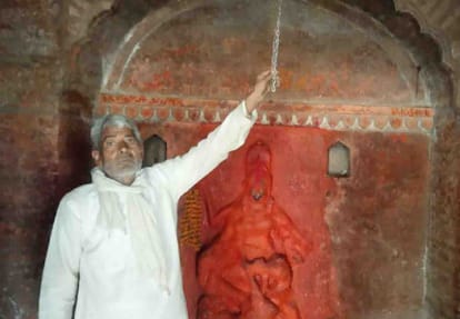 Temple on targets of vicious