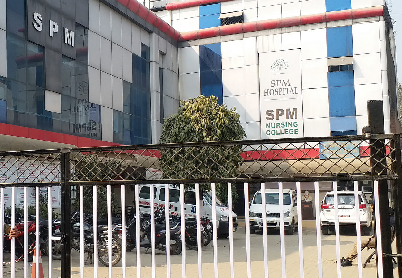 Income Tax Department raid in spm hospital group of kanpur