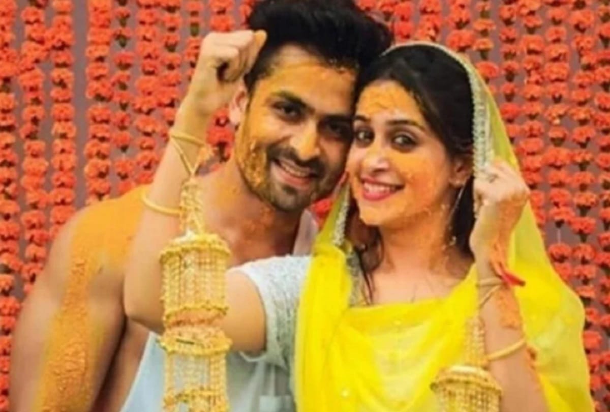 know why haldi apply on  bride and groom skin before marriage