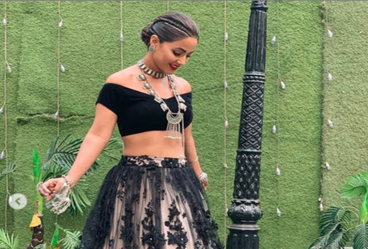 Hina Khan Trolled after her Latest Pictures on Social Media