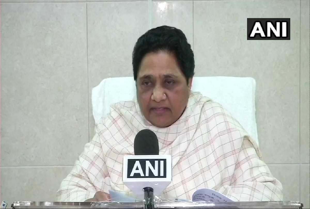 Mayawati will arrive in Lucknow today