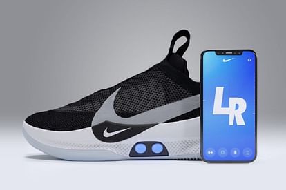 Nike bluetooth sales shoes