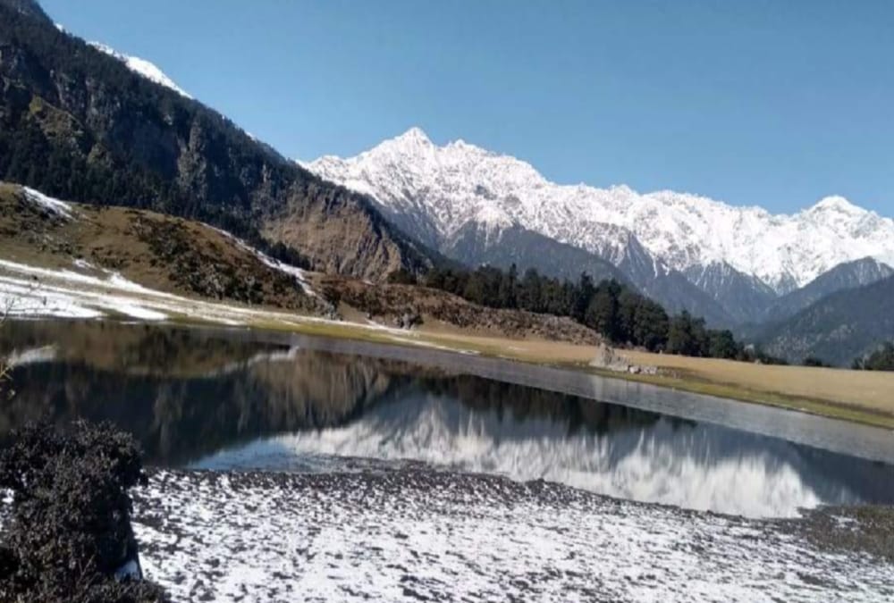Snowfall in badrinath and hemkund sahib 2019 photos