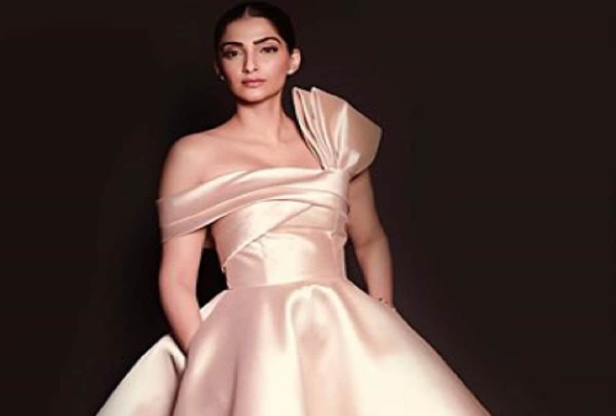 sonam kapoor share photoshopped picture her in old age