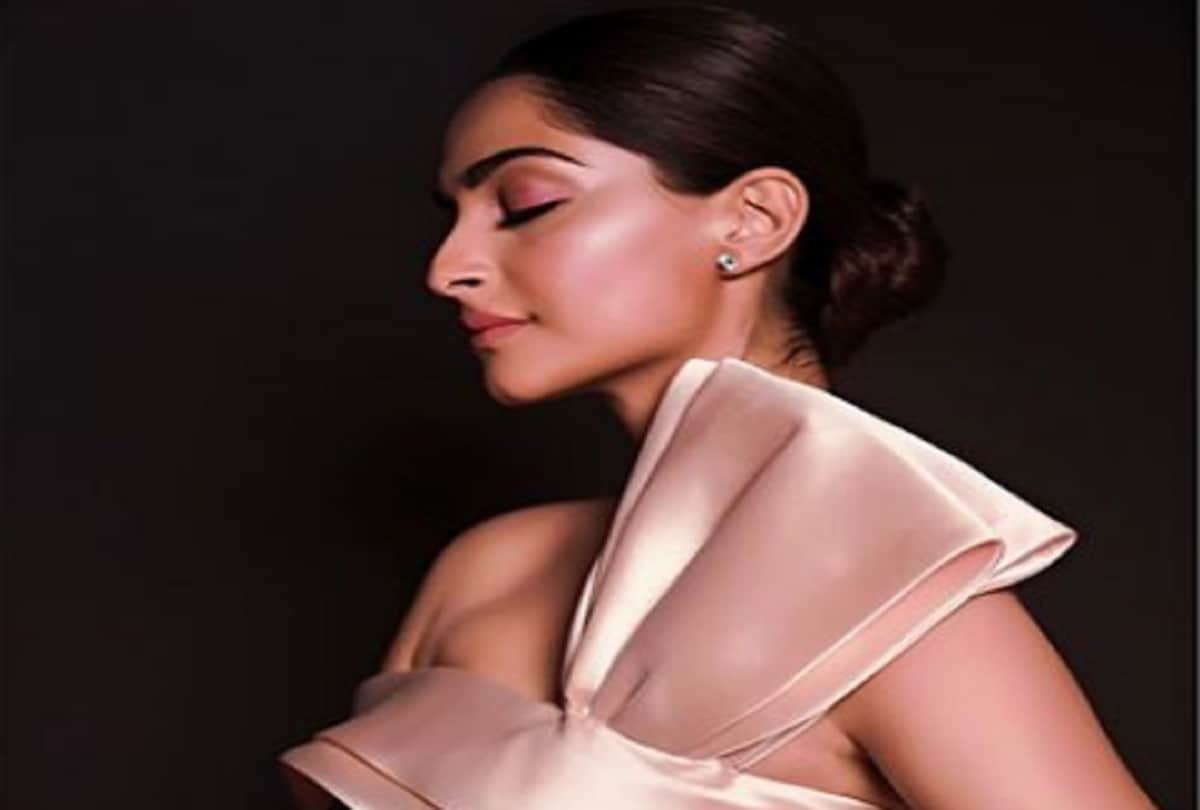 Sonam Kapoor shares emotional post on complete 6 year of Raanjhanaa