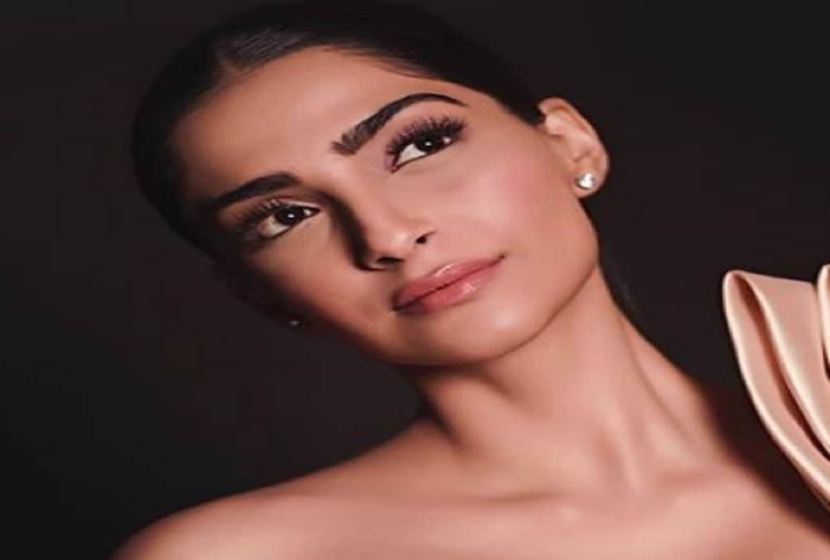 anil kapoor say sorry to her daughter sonam kapoor at the kapil sharma show