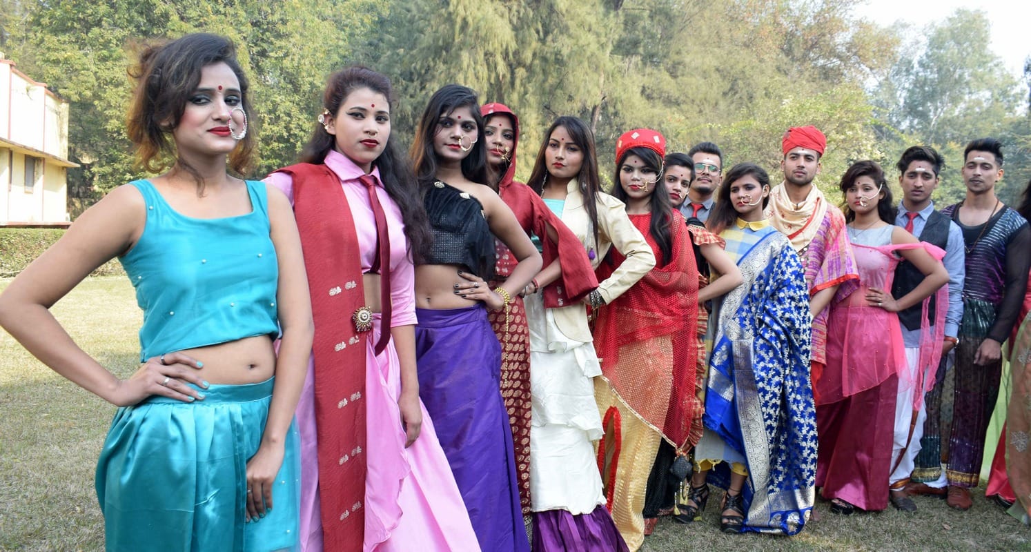 IIT BHU cultural fest kashi yatra start by fashion show