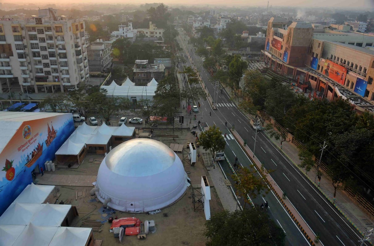 Kumbh Mela 2019:Foreign guests start coming at varanasi for pravasi bharatiya sammelan