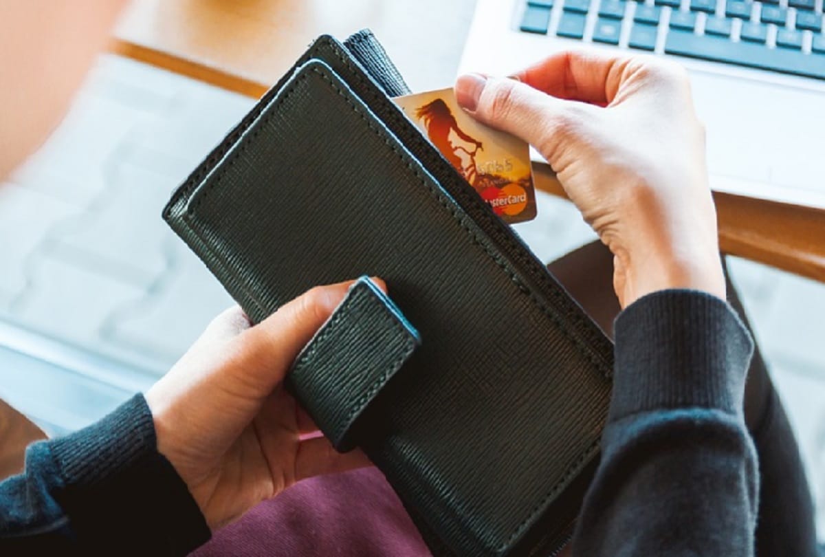 Vastu Tips for money in Hindi do not keep these things in your wallet