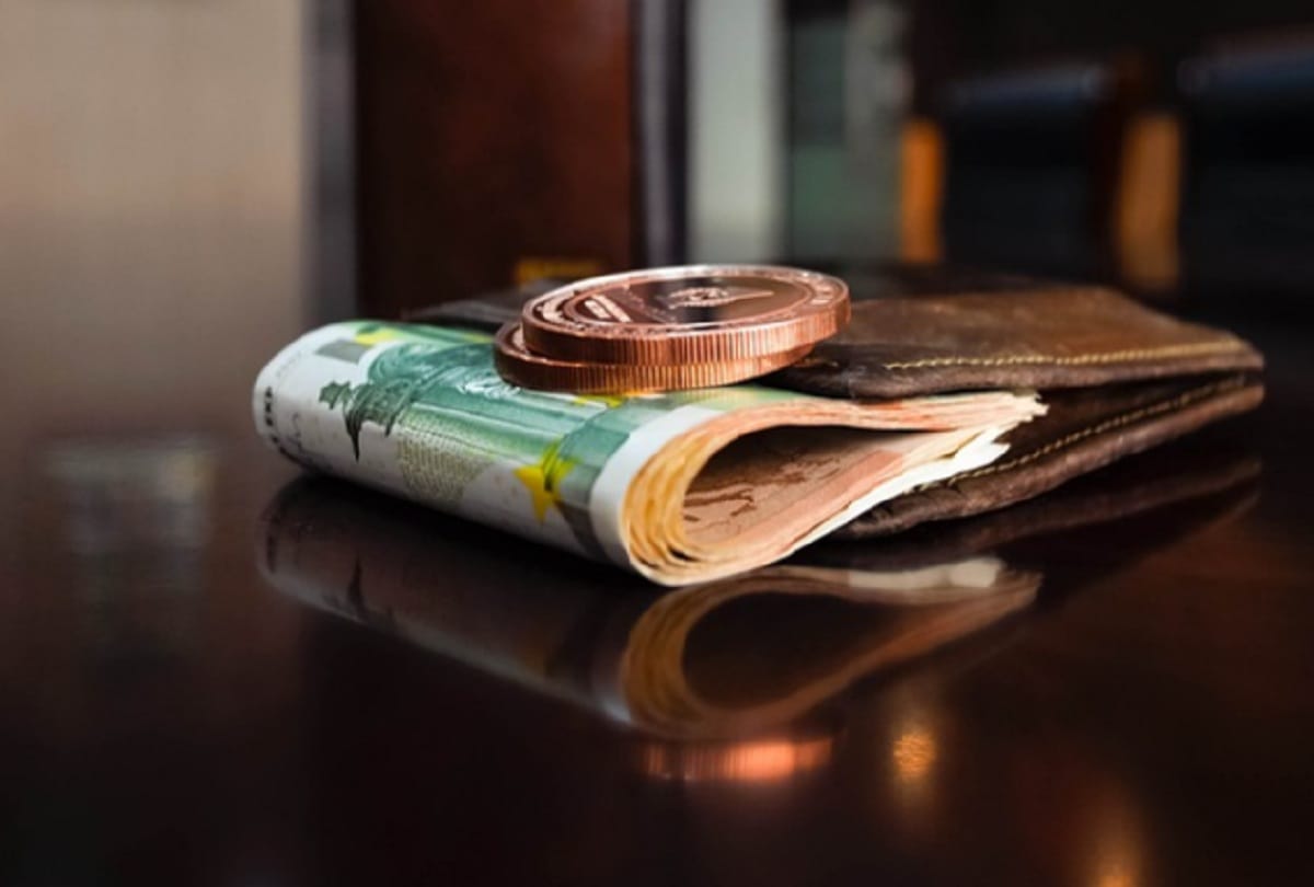 know about what thinks not to put in wallet