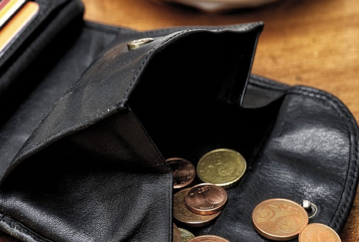 know about what thinks not to put in wallet
