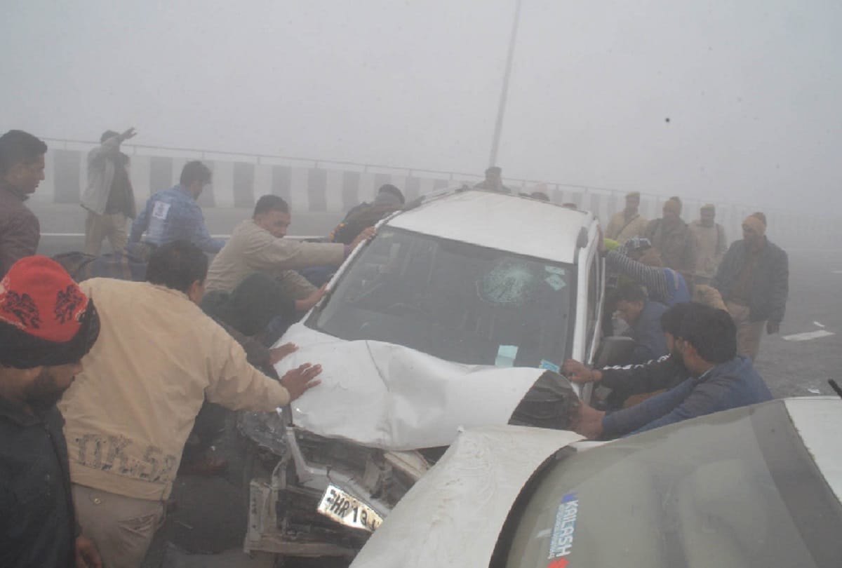 Baghpat, many accident on Eastern Peripheral Expressway and 25 peoples injured