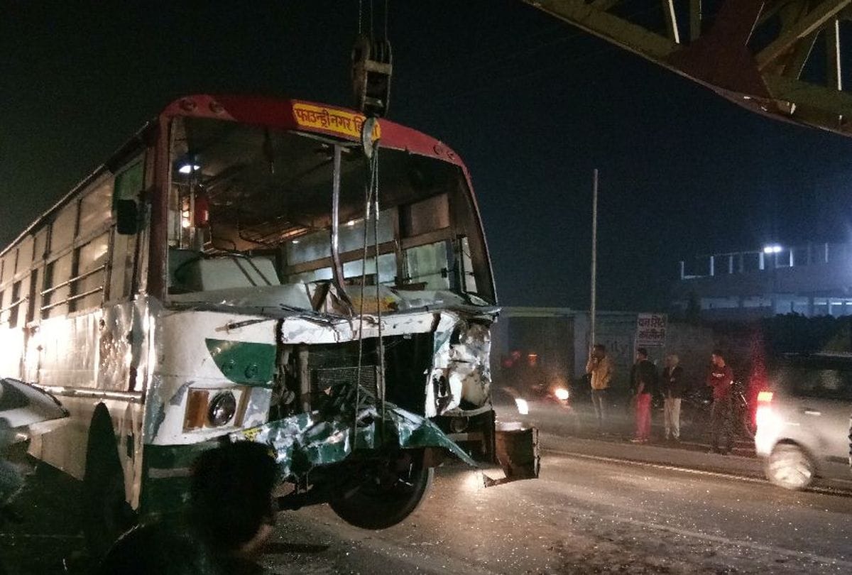 two people dies after roadways bus collides with auto in agra