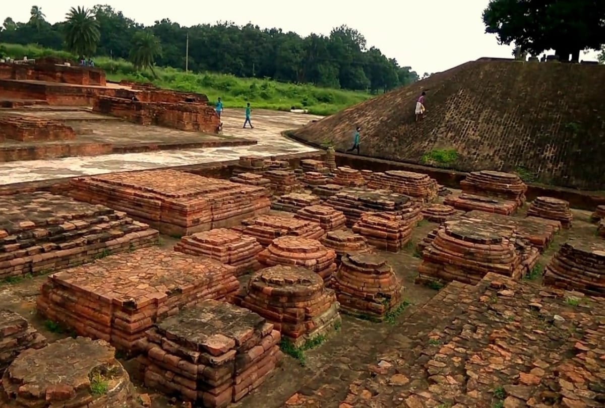 know about the tourist spot in bhgalpur in bihar