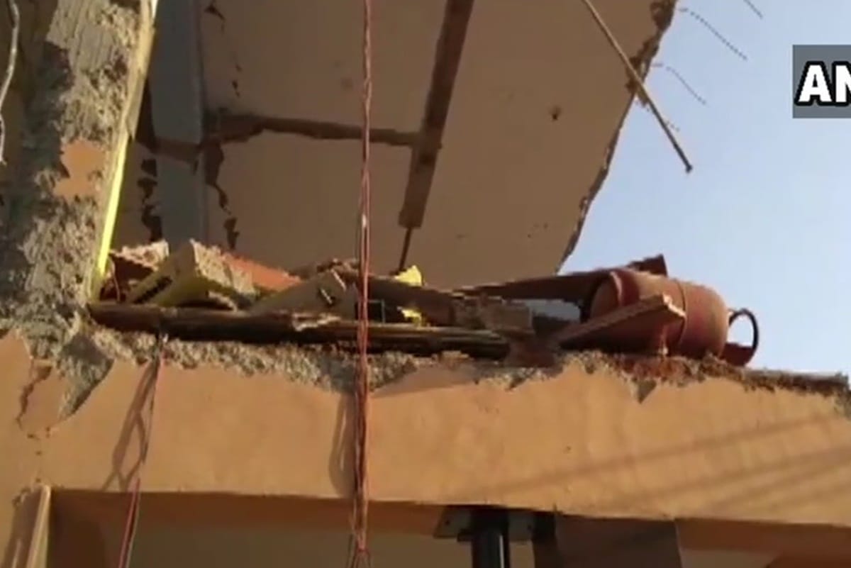 One dead and four severely injured after a blast occurred in a house earlier today