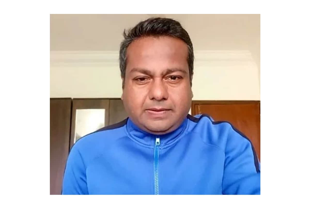 Rakhi sawant Friend deepak kalal beaten on road user Reaction