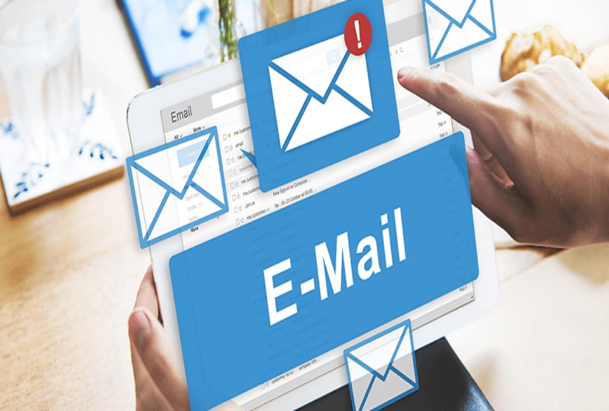 77 crores email addresses and more than 2 crores passwords leak