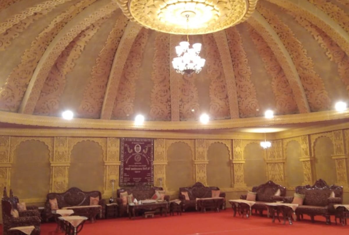 Sant shahi pandal in kumbh mela 2019 prayagraj