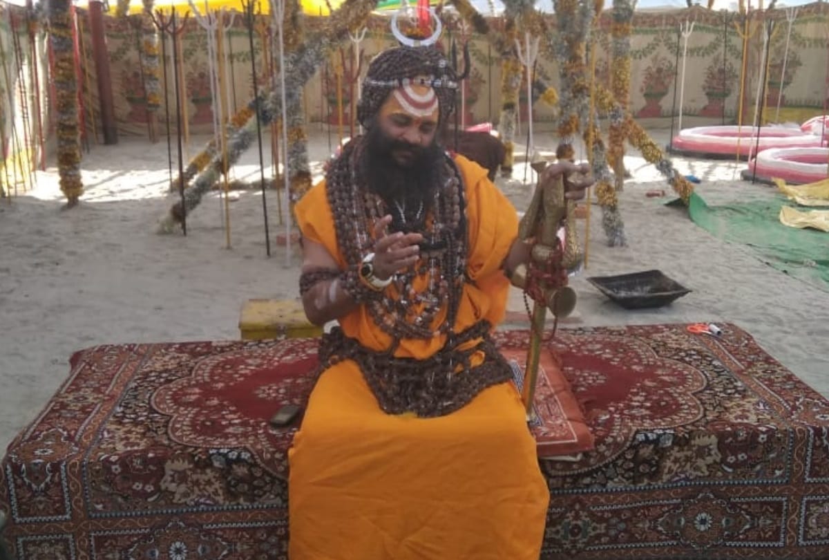different types baba in kumbh mela 2019