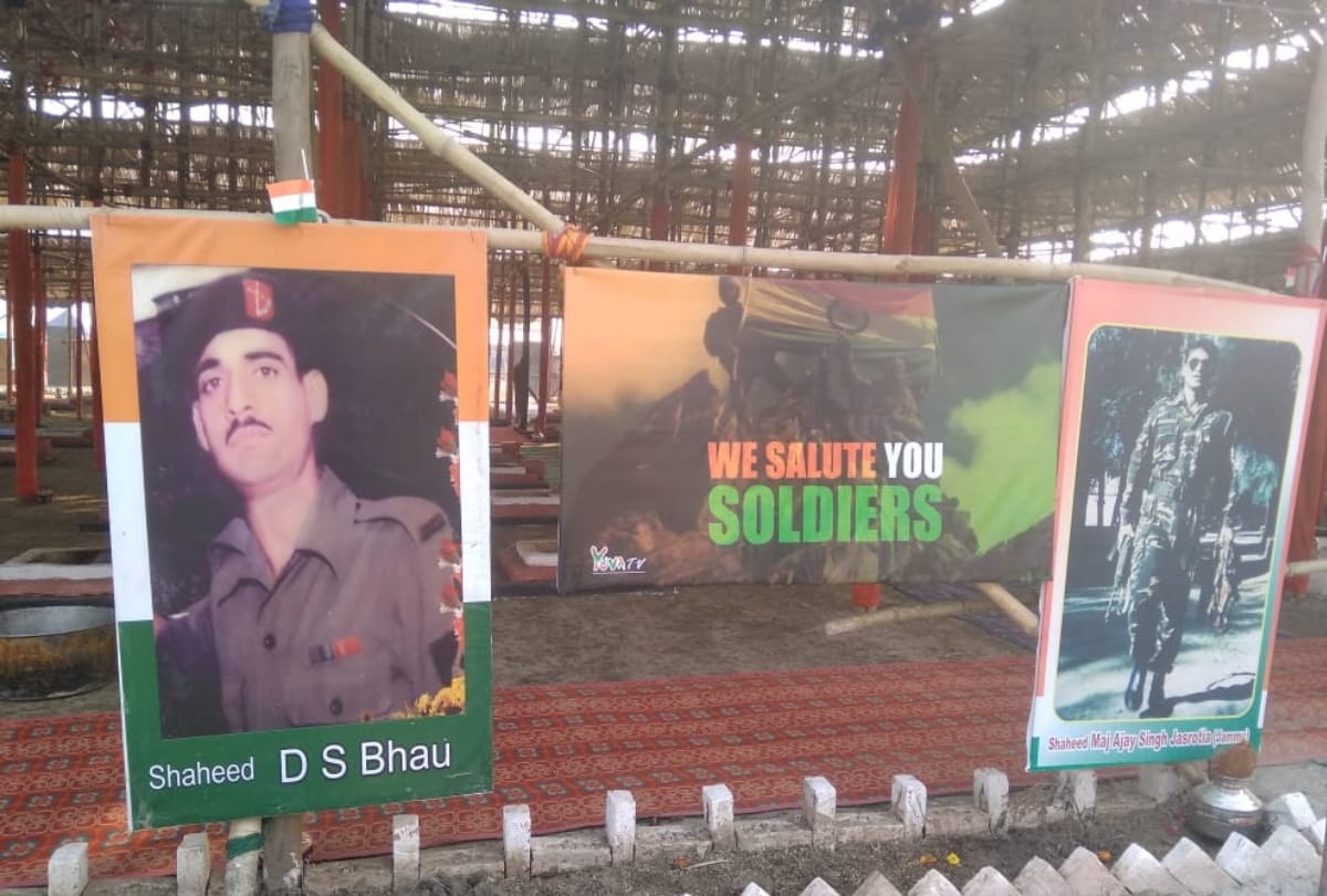 pray for soldiers in kumbh mela 2019