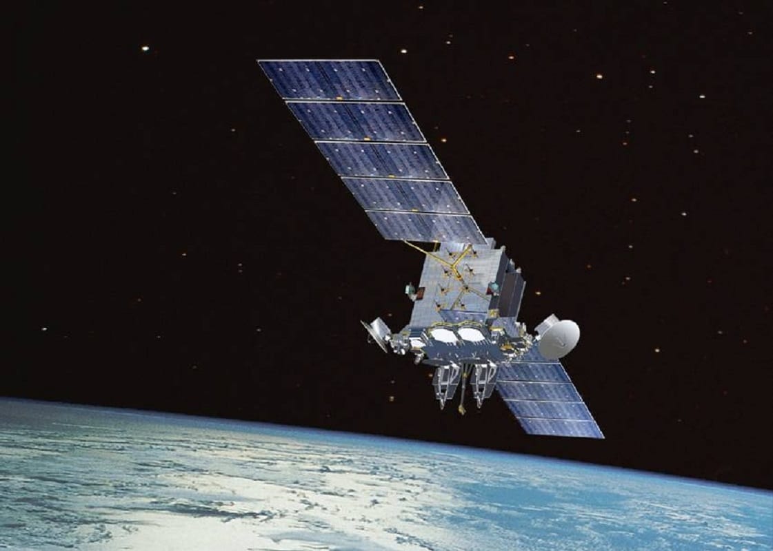 Iran launches satellite despite American criticism