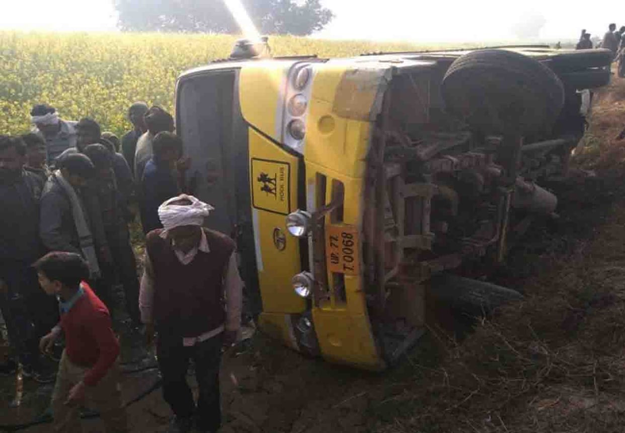 Accident of private school bus