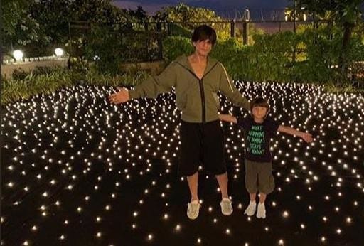 Shah Rukh Khan's sons Aryan Khan and AbRam personify sibling love in this latest photo see here