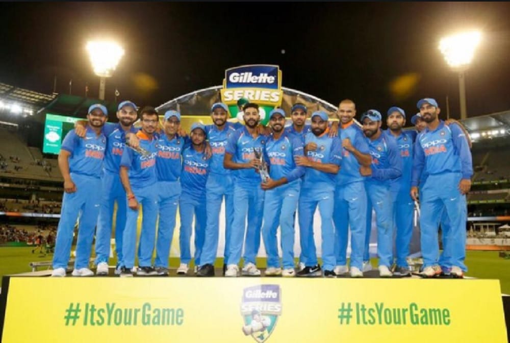 australia vs india third odi melbourne live scorecard