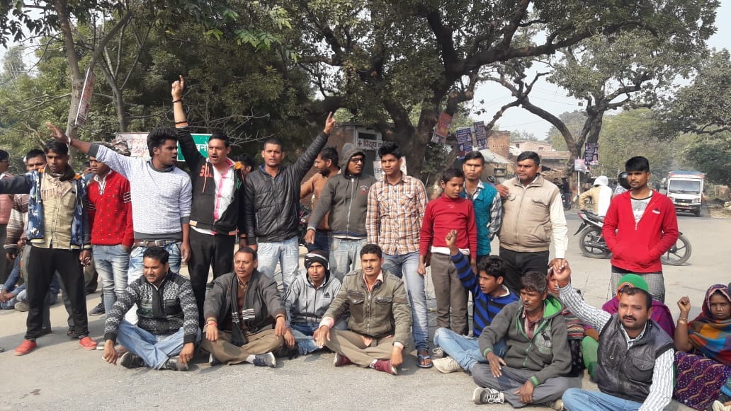 villagers angry after child death in bhadohi school van fire