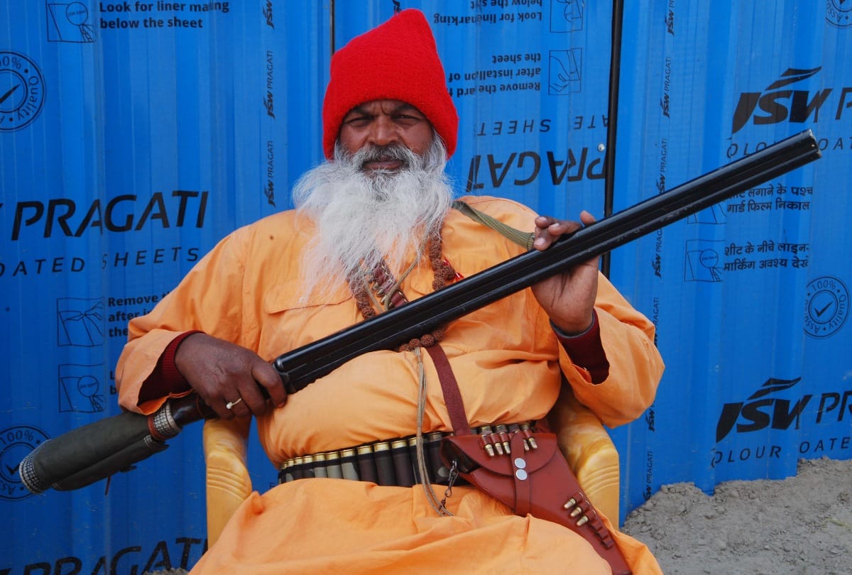 Kumbh Mela 2019:Baba Equipped with weapon in kumbh mela