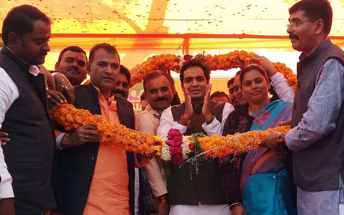 Know about BJP MLA sadhna singh who gave statement on mayawati