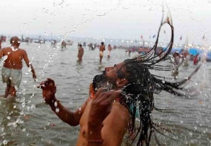 Kumbh Mela 2019:Students of Fine Art in Kumbh and Varanasi