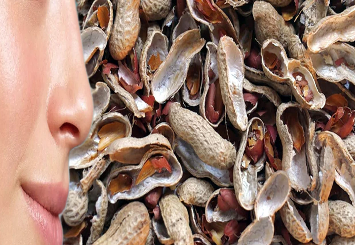 Do not throw peanuts peels