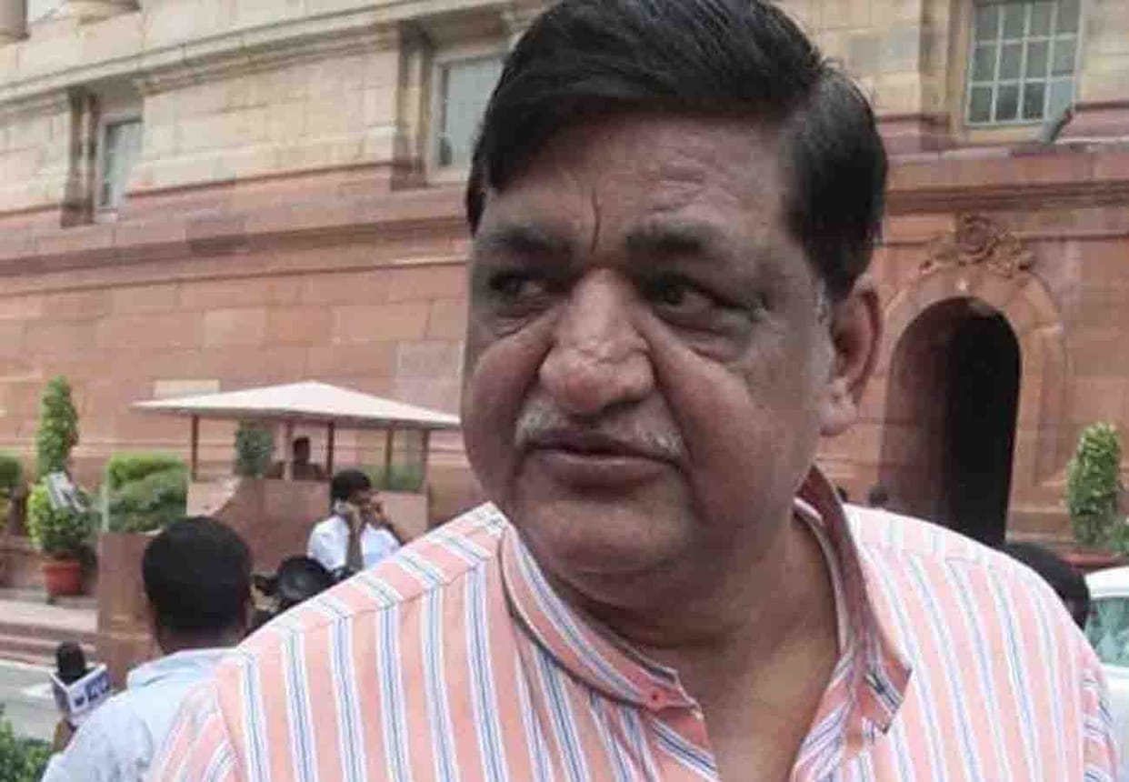 naresh agrawal targets bjp mp anshul verma on mandir issue
