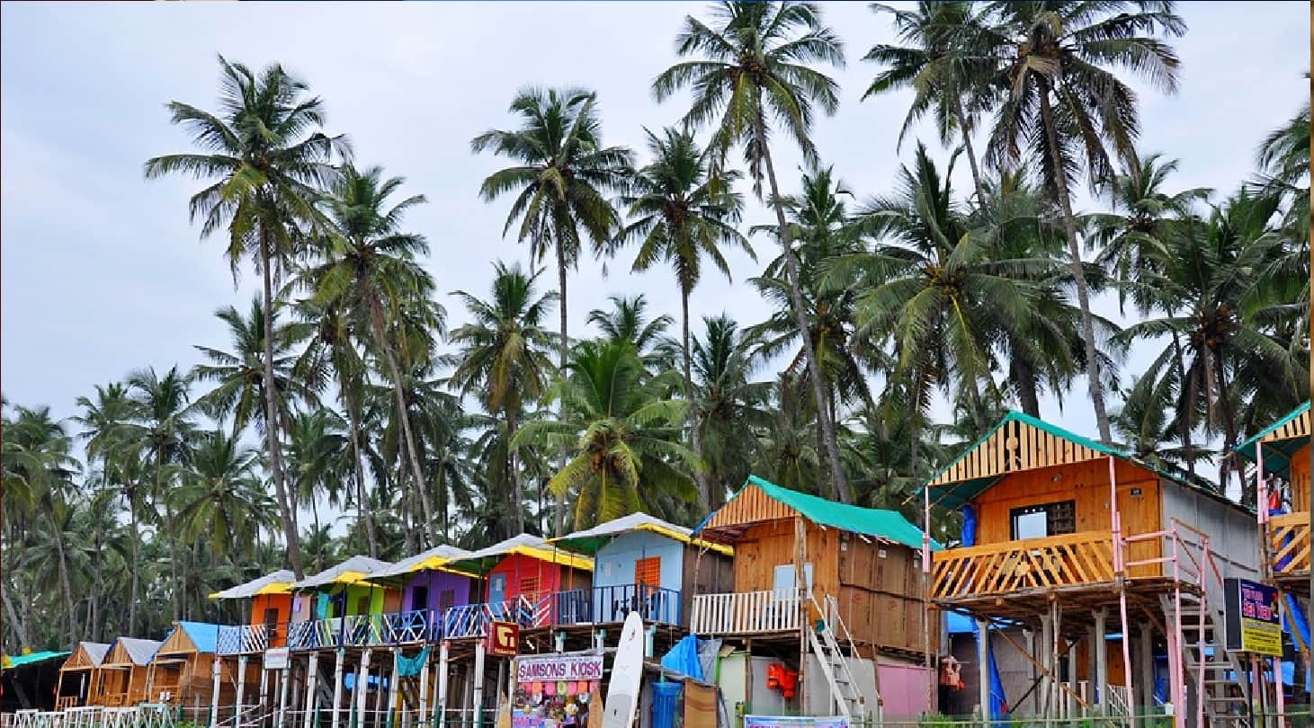 goa trip with friends best and cheapest tourist destination goa