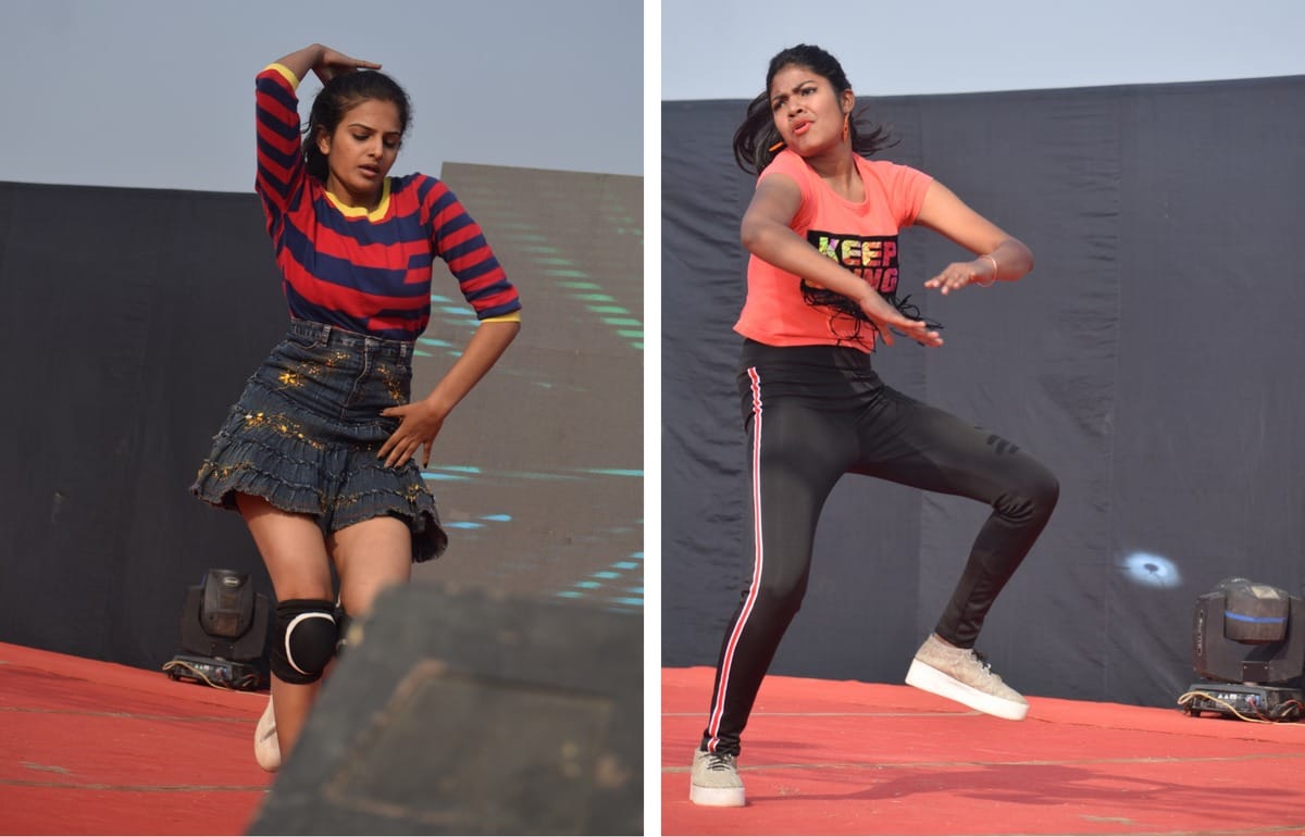 Dance competition in IIT BHU cultural fest see pictures