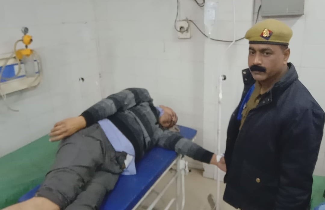 Criminals firing on teacher in jaunpur