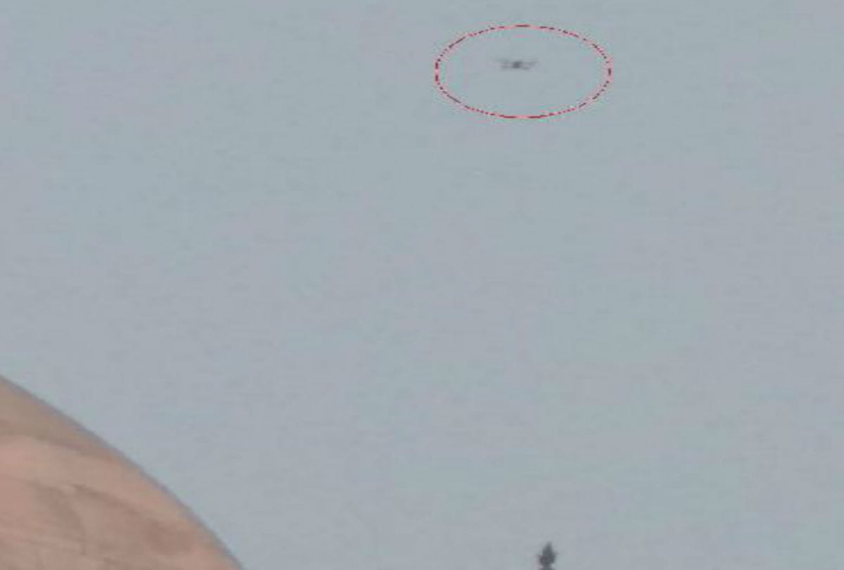 Chinese tourist hover drones over Taj Mahal