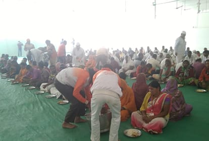 kumbh Mela 2019:whole day Bhandara available for devotees in kumbh mela