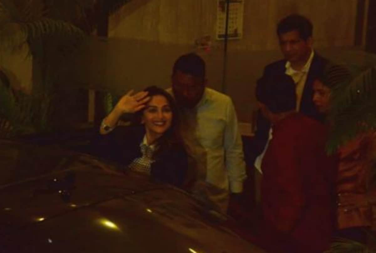 madhuri dixit son raayan and arin grown hansome youngsters