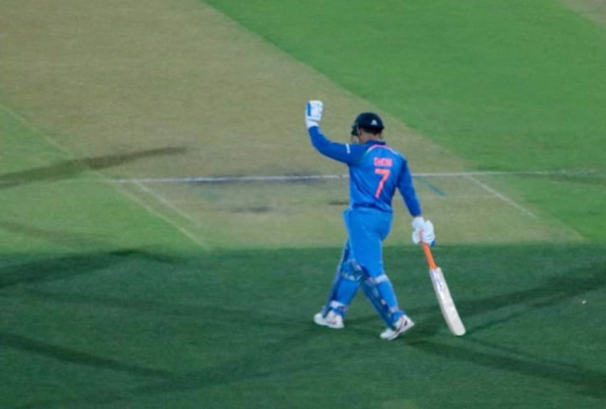 ms dhoni 5 slow innings when team india lose