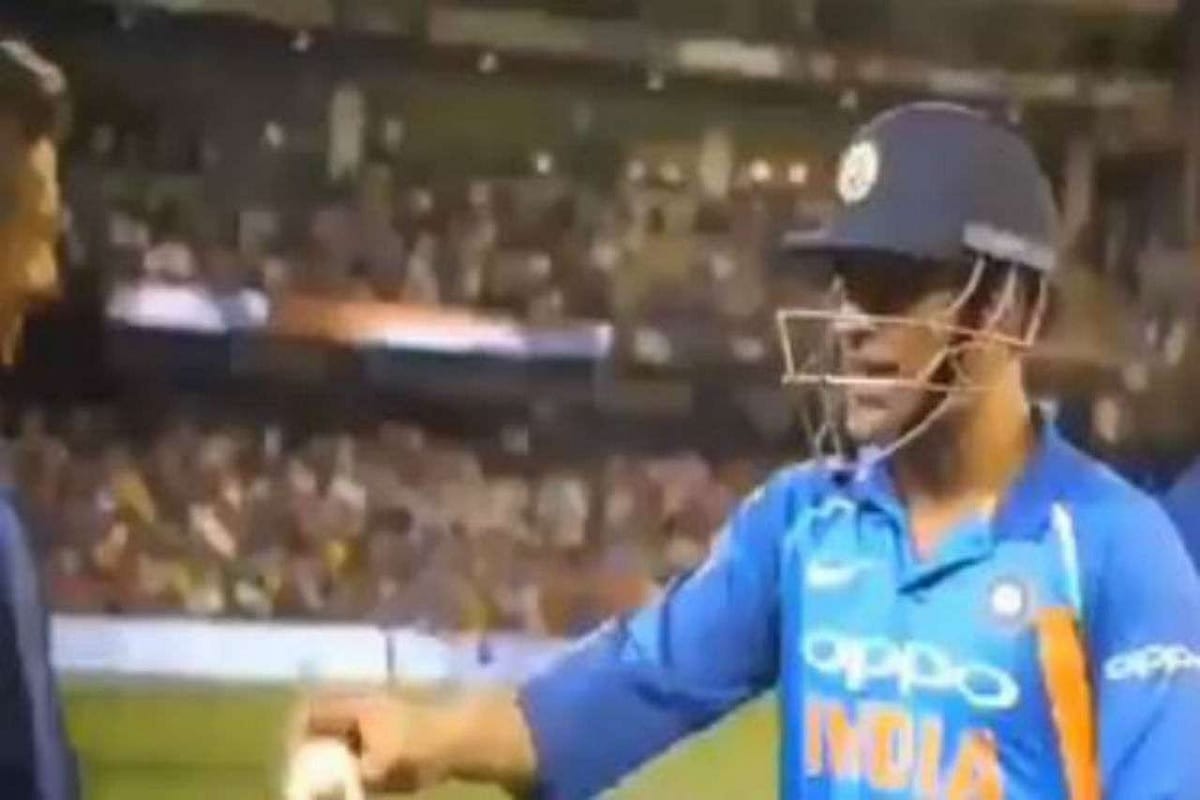 ms dhoni is key member in team indias 2019 world cup campaign