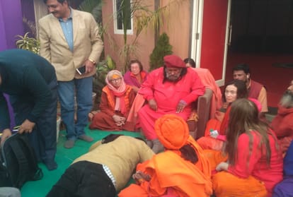 kumbh Mela 2019:Know interesting facts about Pilot Baba