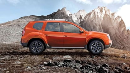Hyundai Creta and Maruti suzuki S-Cross rival Renault Duster launched in AMT variant